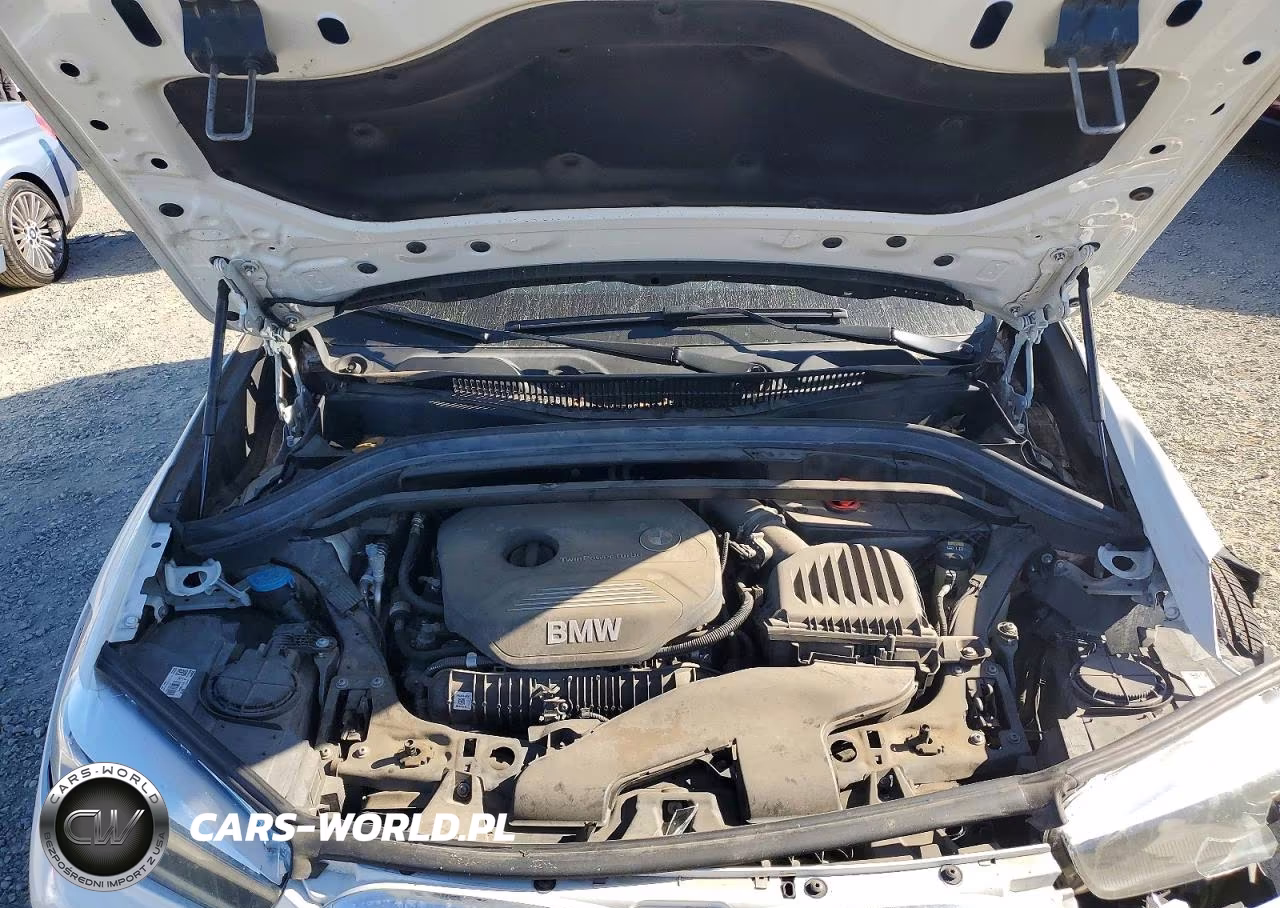 2018 BMW X1 Sdrive28I VIN:WBXHU7C34J3H43479 - 12