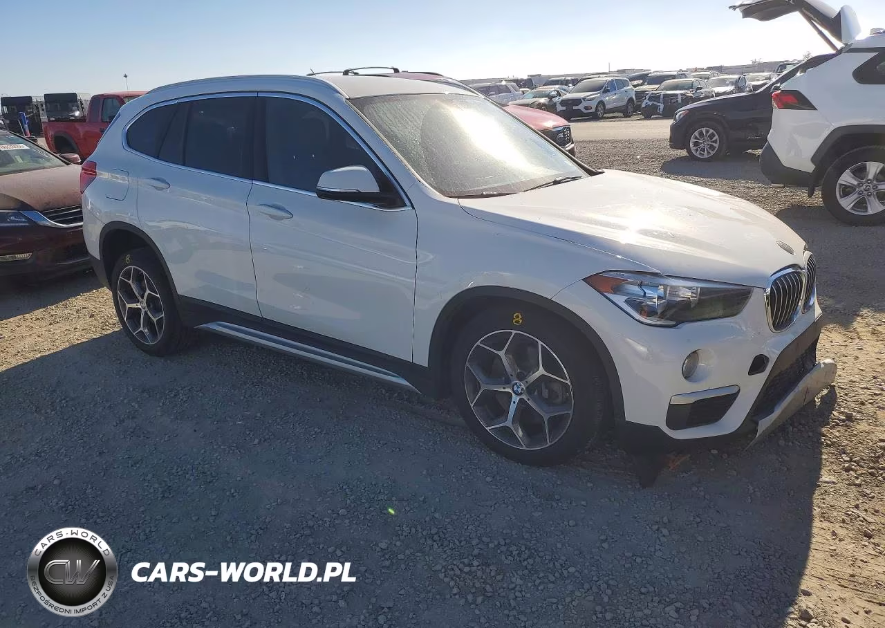 2018 BMW X1 Sdrive28I VIN:WBXHU7C34J3H43479 - 4