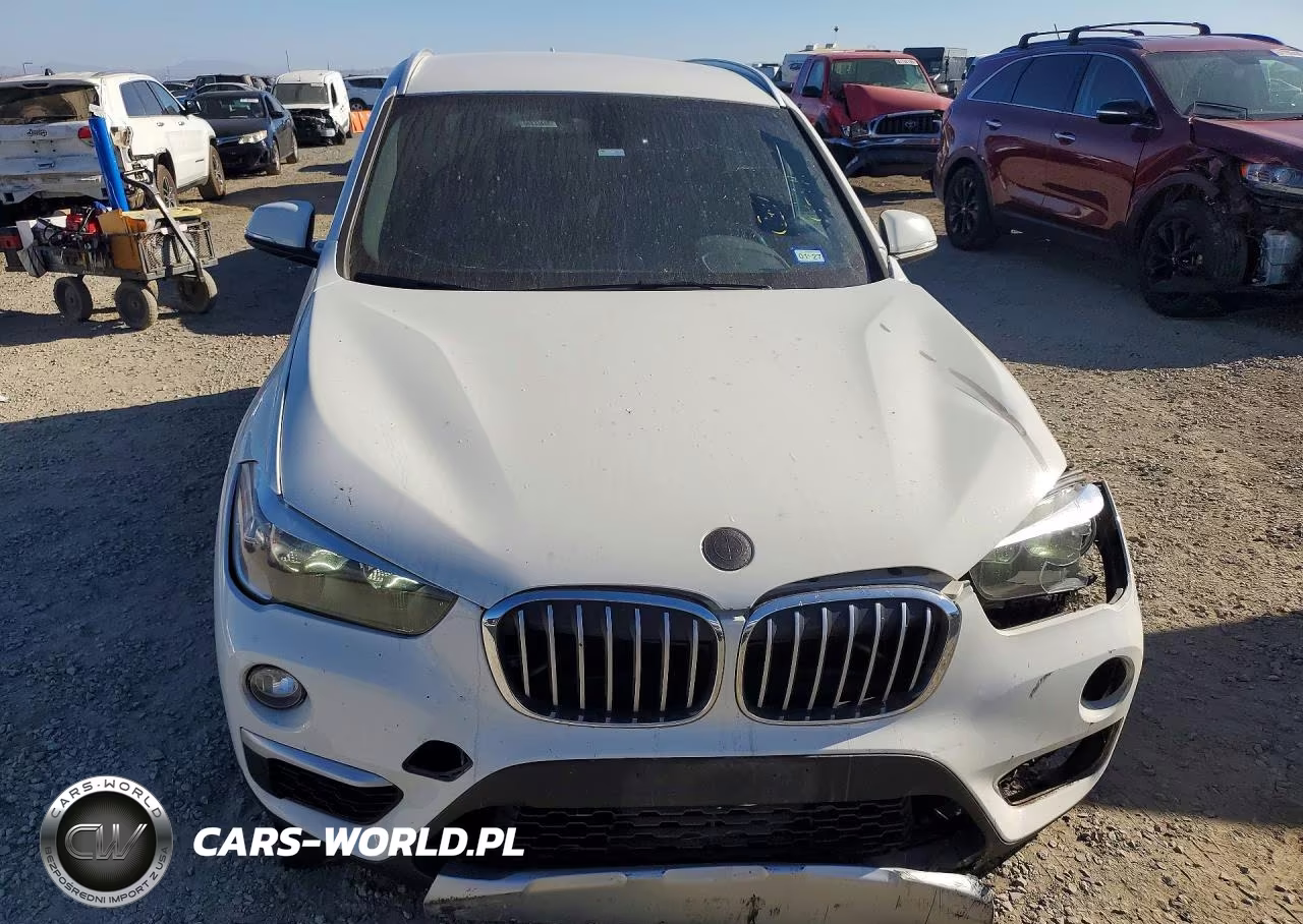 2018 BMW X1 Sdrive28I VIN:WBXHU7C34J3H43479 - 5