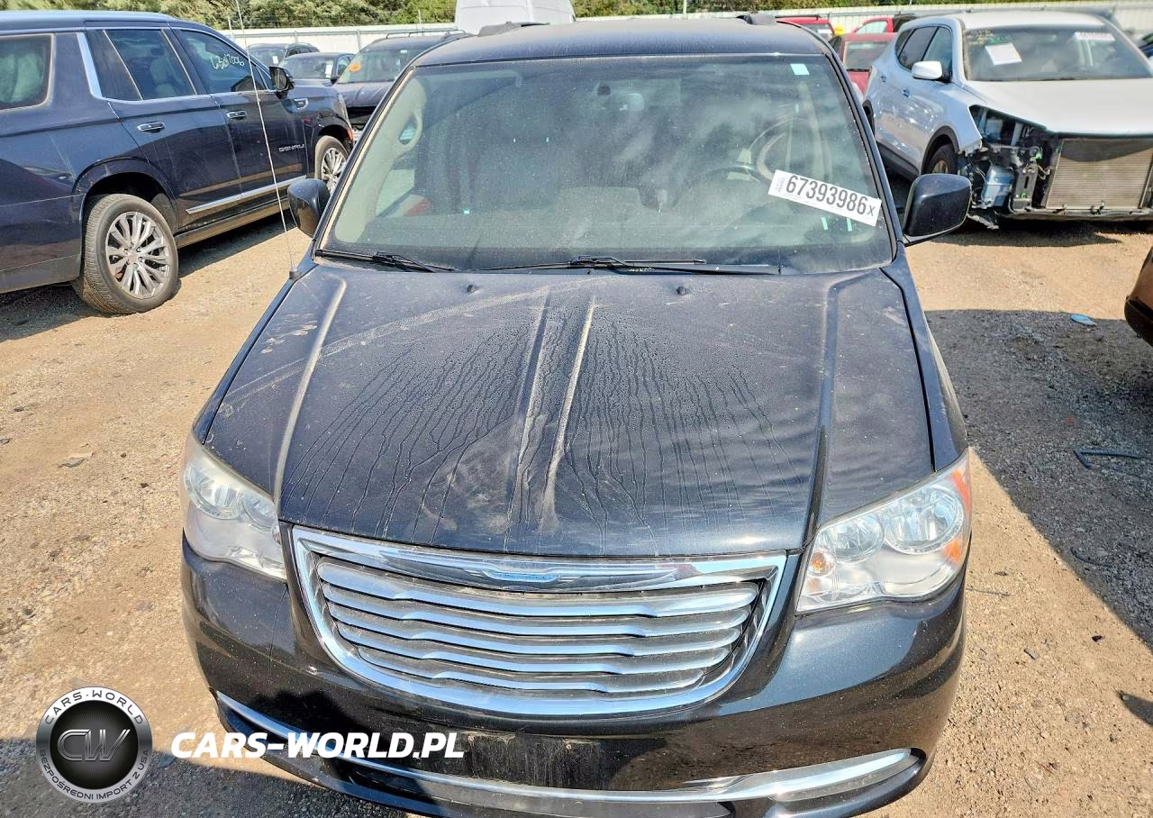 2015 Chrysler Town & Country Touring VIN:2C4RC1BG2FR505602 - 5