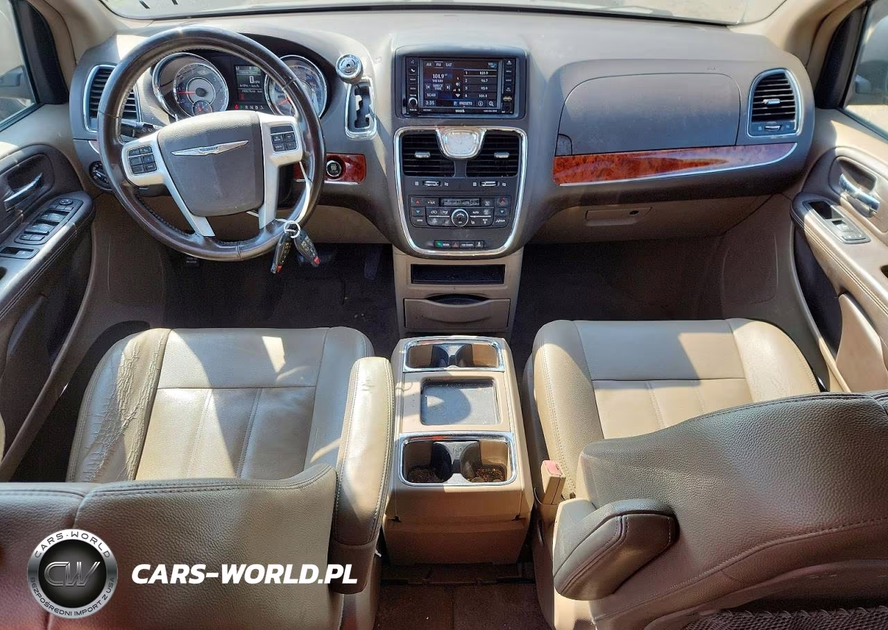 2015 Chrysler Town & Country Touring VIN:2C4RC1BG2FR505602 - 8