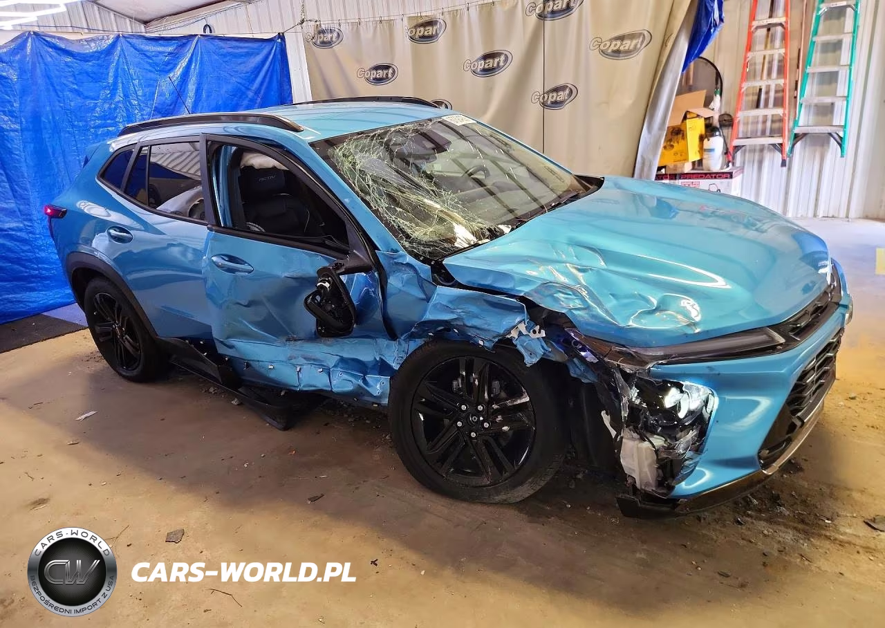 2025 Chevrolet Trax Activ VIN:KL77LKEP5SC093457 - 4