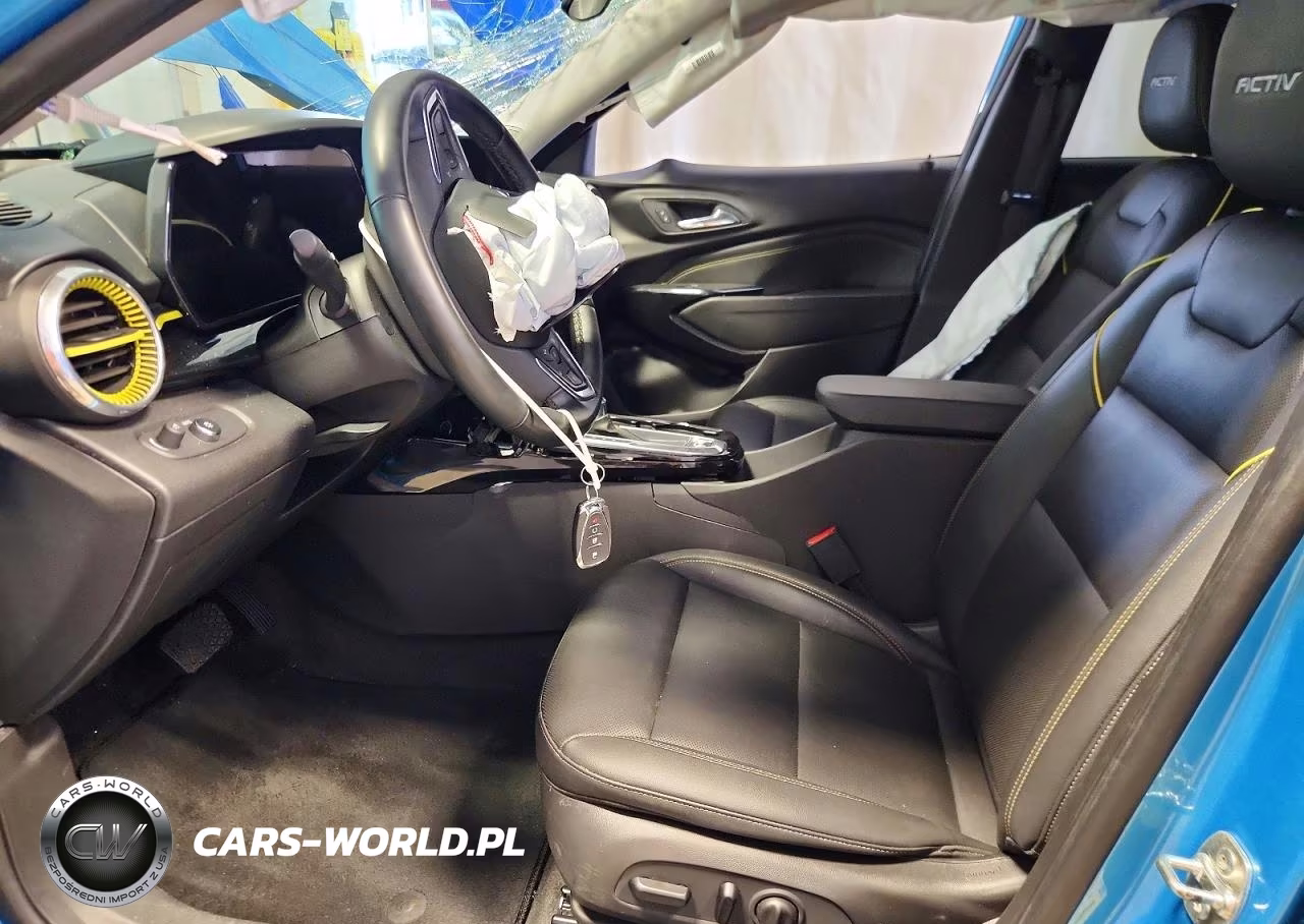 2025 Chevrolet Trax Activ VIN:KL77LKEP5SC093457 - 7