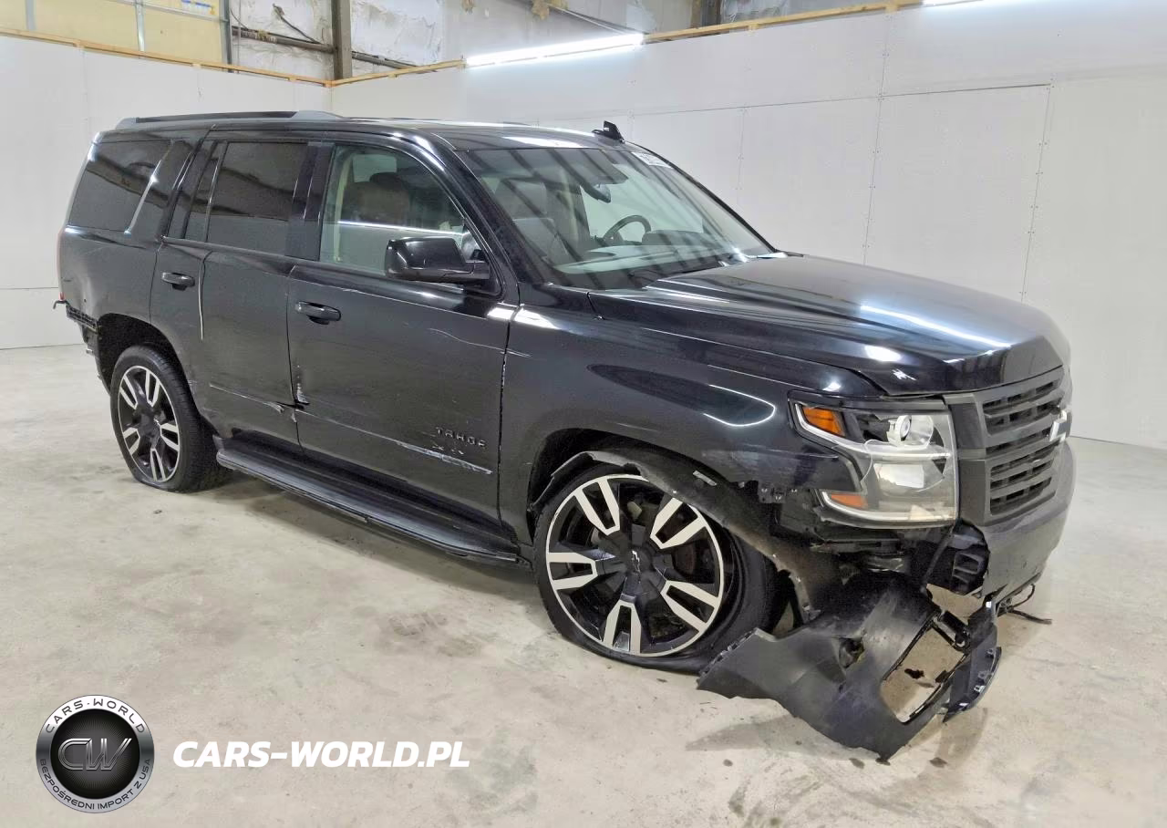 2019 Chevrolet Tahoe C1500 Premier VIN:1GNSCCKJ4KR105346 - 4