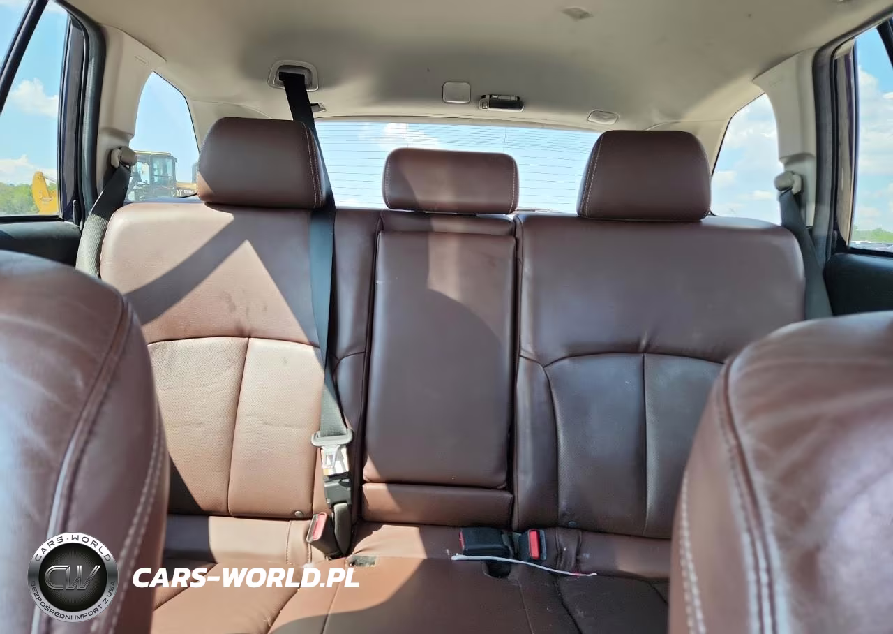 2014 Subaru Outback 2.5I Limited VIN:4S4BRCPC2E3210813 - 10