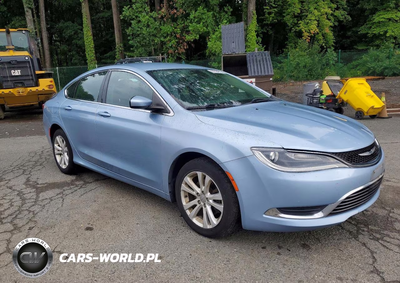 2015 Chrysler 200 Limited VIN:1C3CCCAB1FN671179 - 4