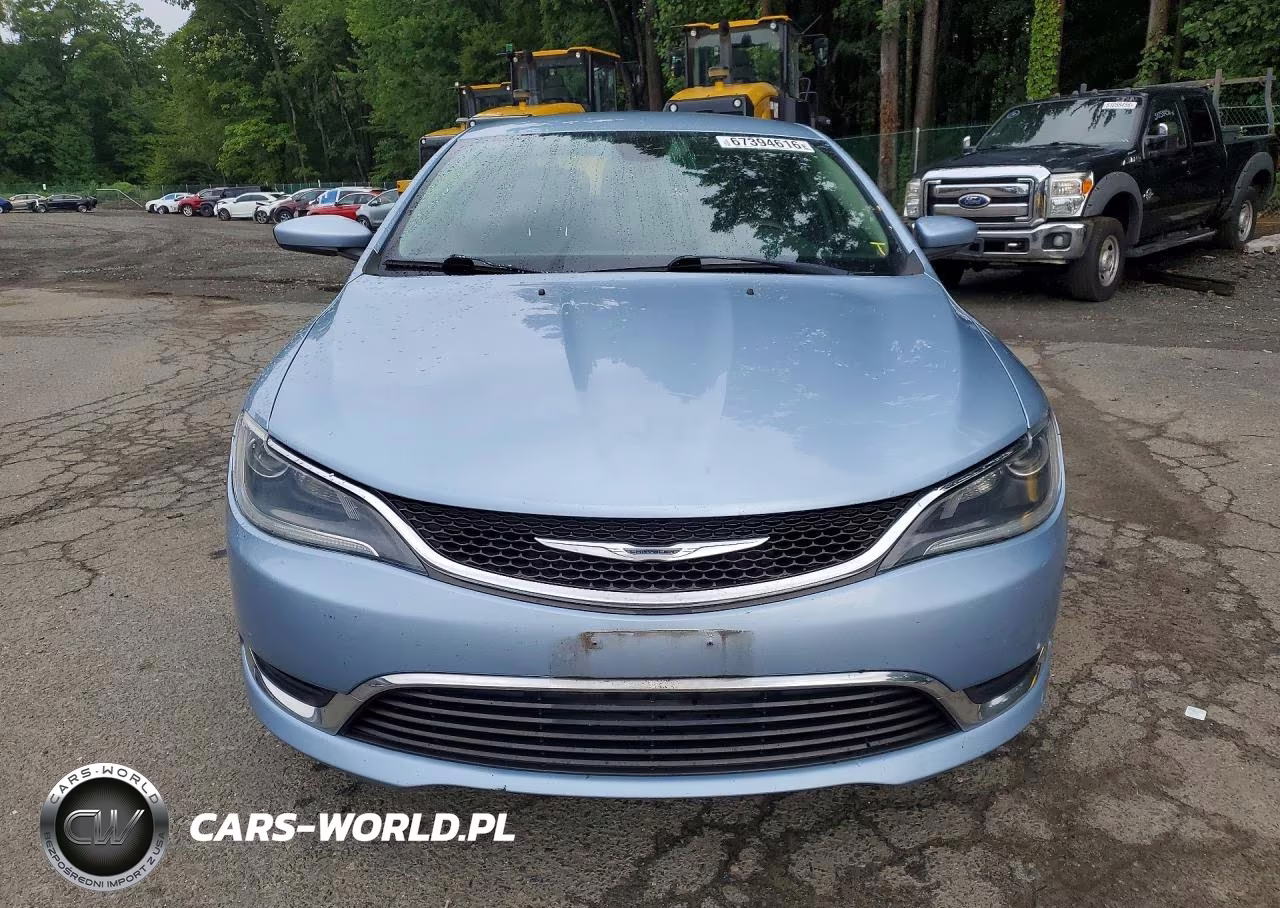 2015 Chrysler 200 Limited VIN:1C3CCCAB1FN671179 - 5