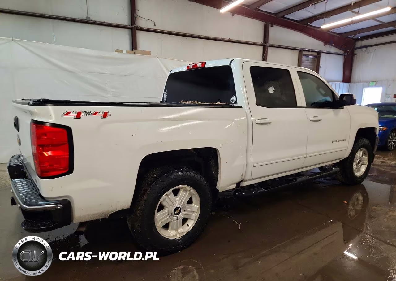 2017 Chevrolet Silverado K1500 Lt VIN:3GCUKREC4HG300926 - 3