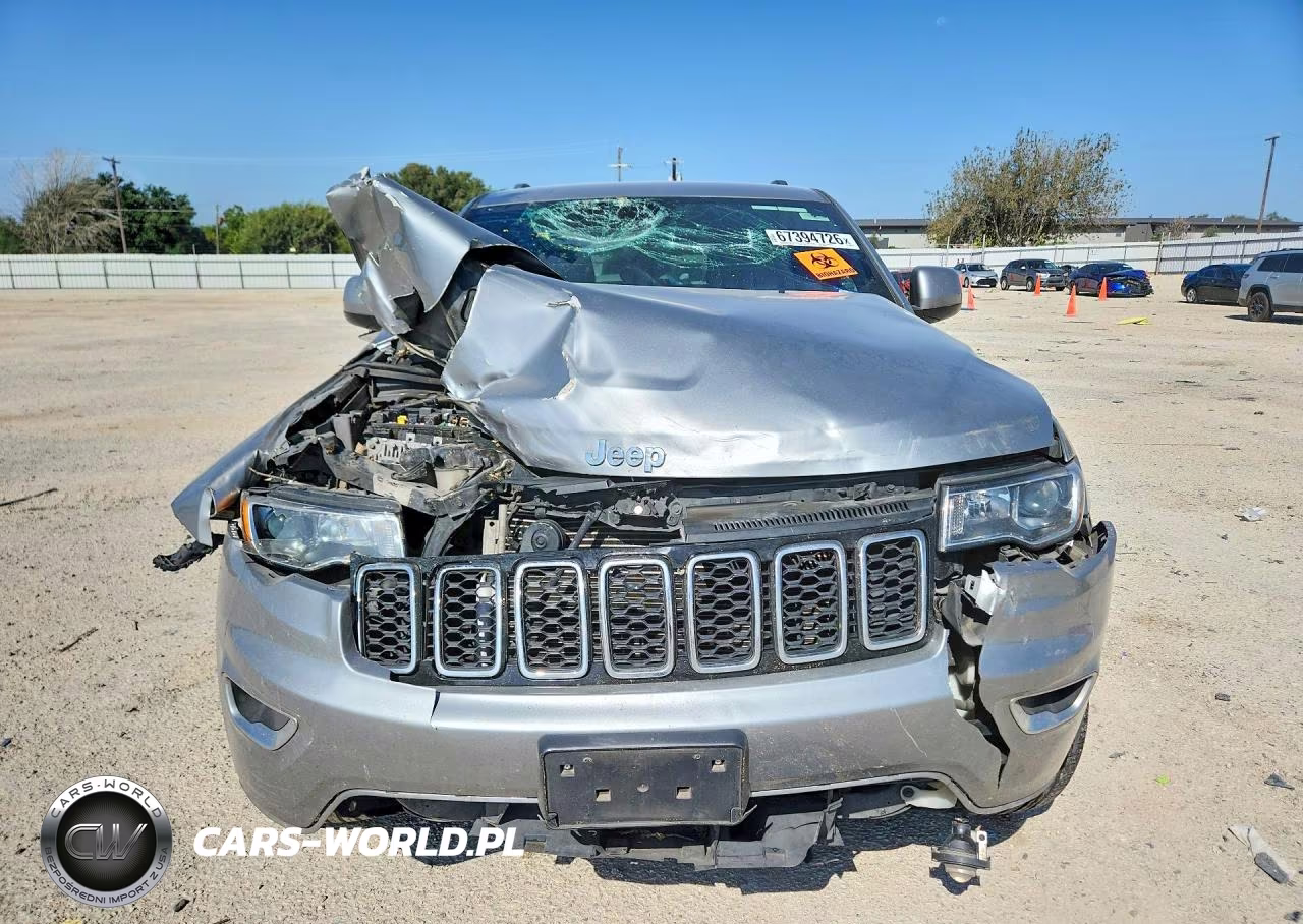 2019 Jeep Grand Cherokee Laredo VIN:1C4RJEAG2KC646848 - 5