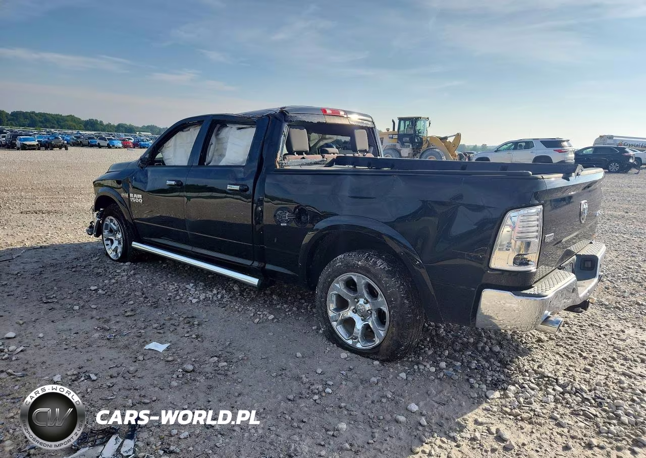 2015 Ram 1500 Laramie VIN:1C6RR7VT1FS707864 - 2