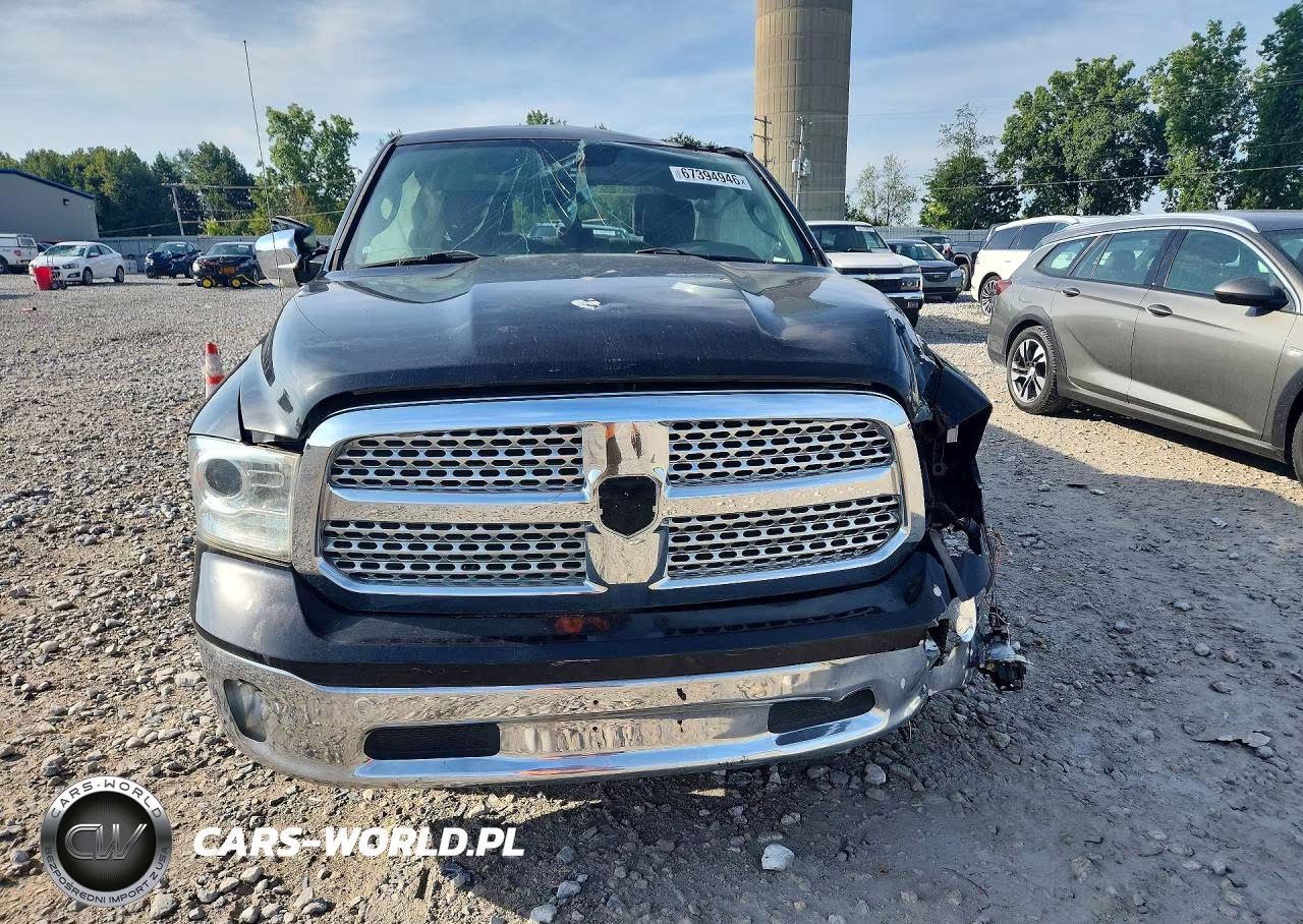 2015 Ram 1500 Laramie VIN:1C6RR7VT1FS707864 - 5