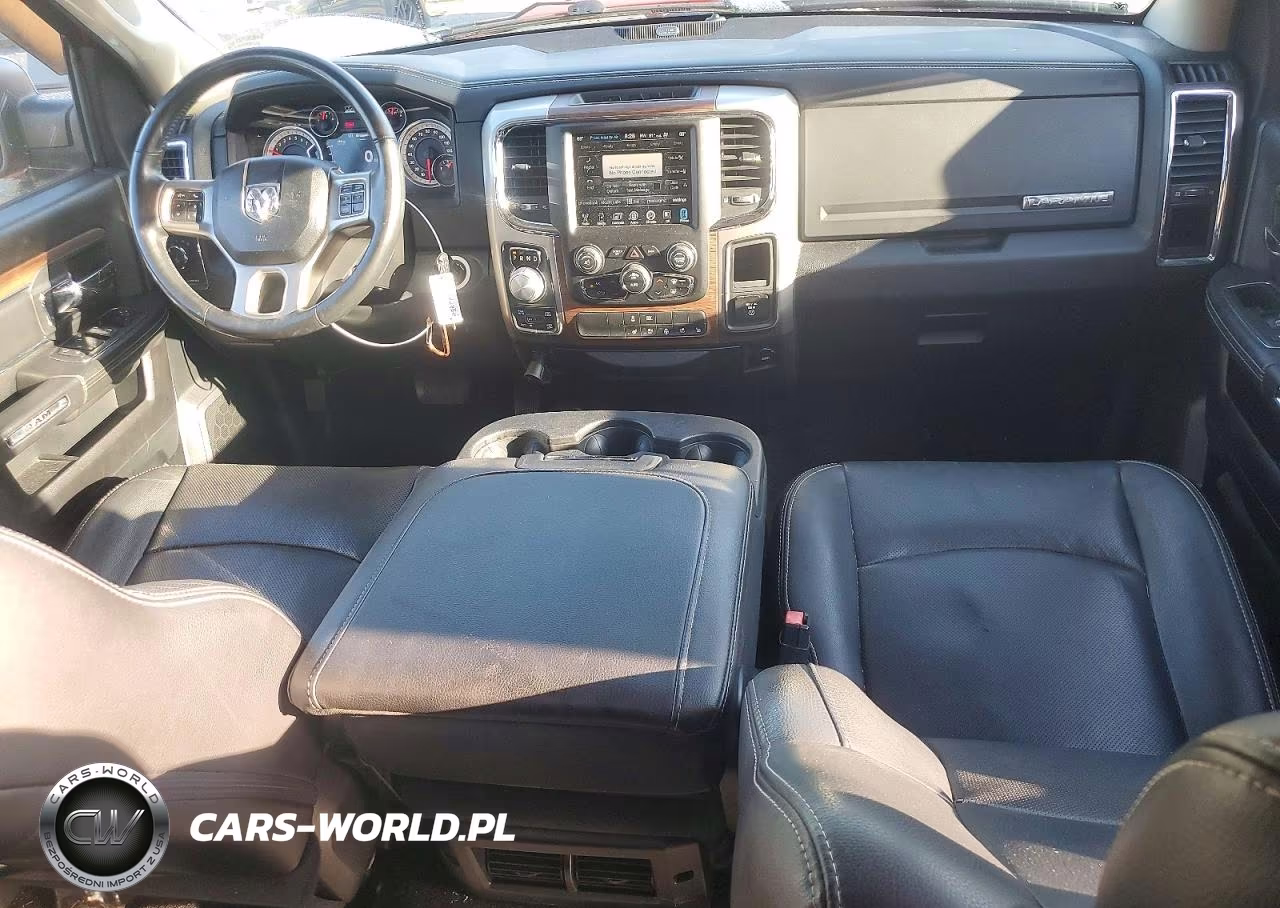 2016 Ram 1500 Laramie VIN:1C6RR7NG5GS308394 - 8