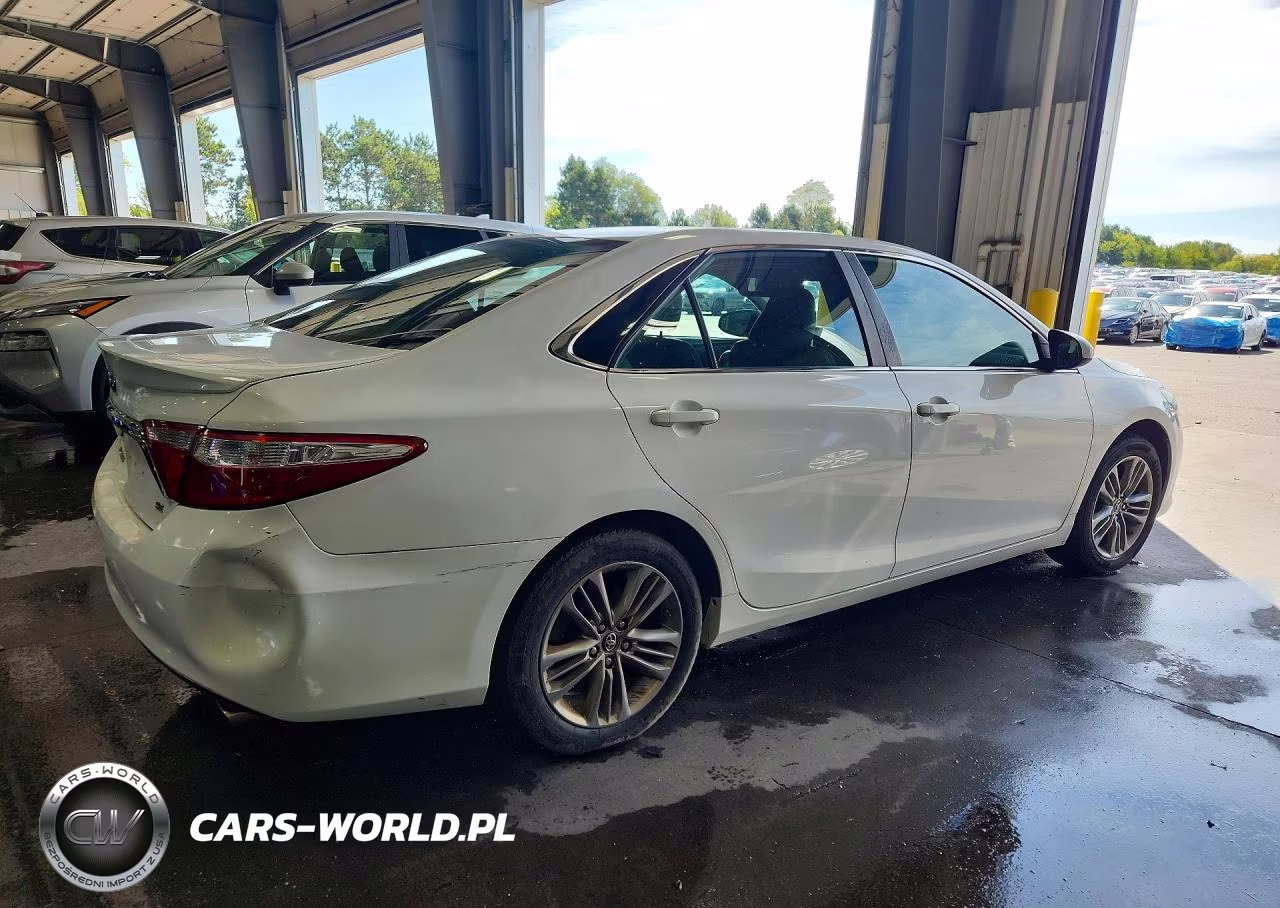 2017 Toyota Camry Se VIN:4T1BF1FK8HU727778 - 3