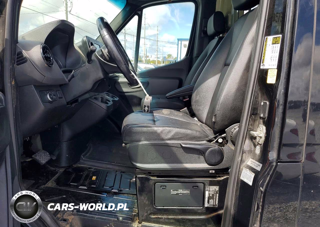 2021 Mercedes-Benz Sprinter 2500 Delivery Van VIN:W1Y4EBHY3MT075087 - 7
