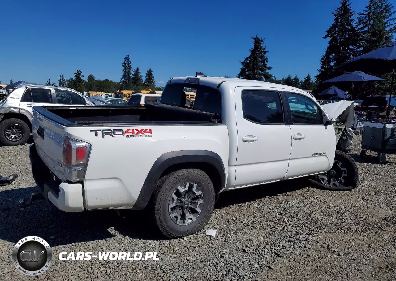 2021 Toyota Tacoma Trd Off-Road VIN:5TFCZ5AN2MX268510 - 3