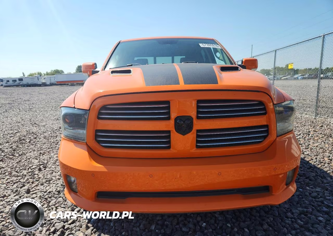 2015 Ram 1500 Sport VIN:1C6RR7MT6FS702256 - 5