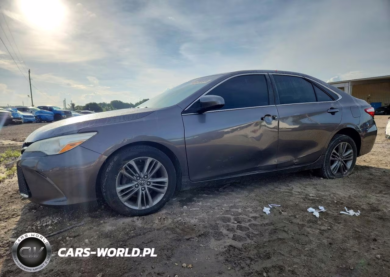 2017 Toyota Camry Se VIN:4T1BF1FK1HU712541 - 1