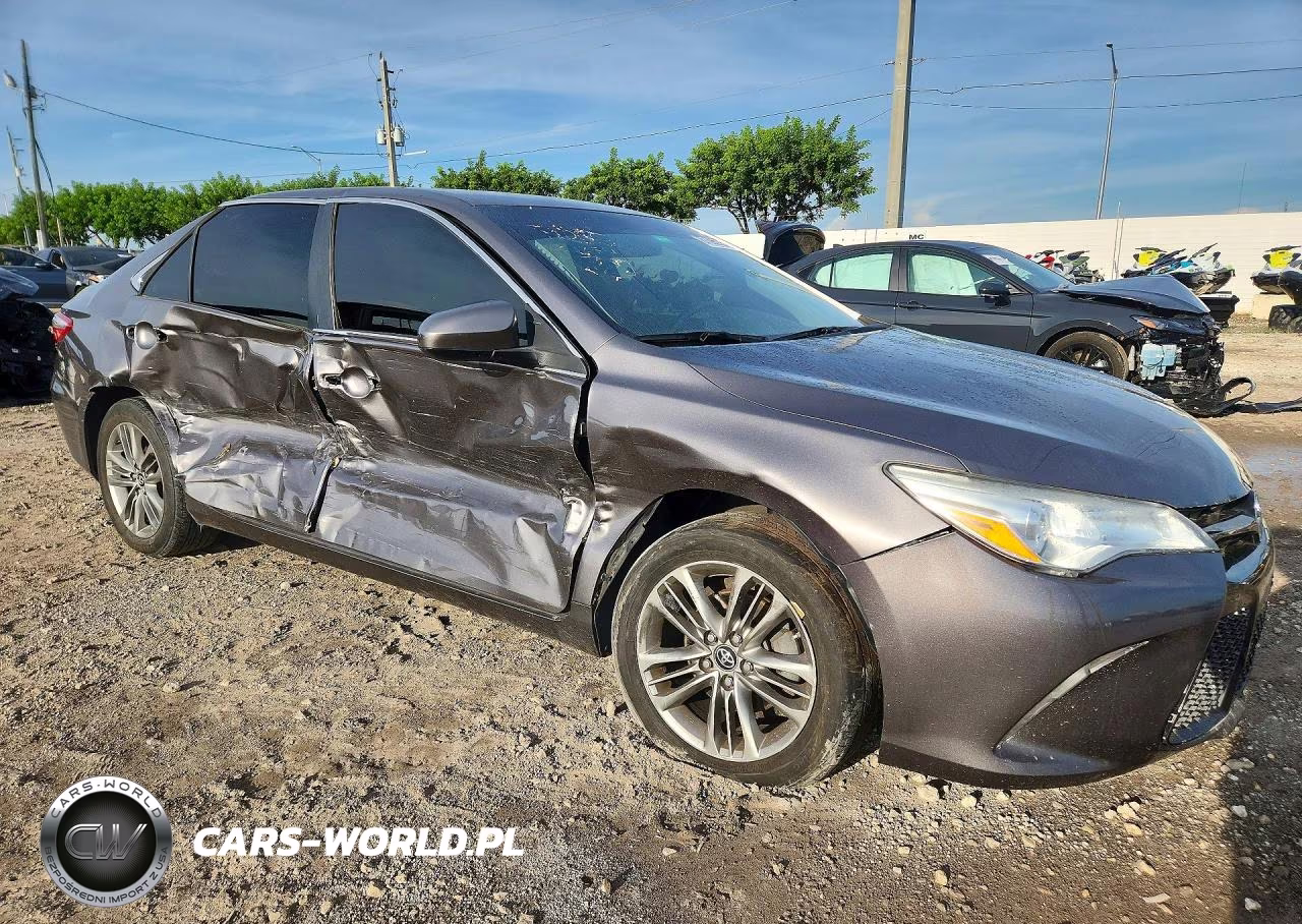 2017 Toyota Camry Se VIN:4T1BF1FK1HU712541 - 4