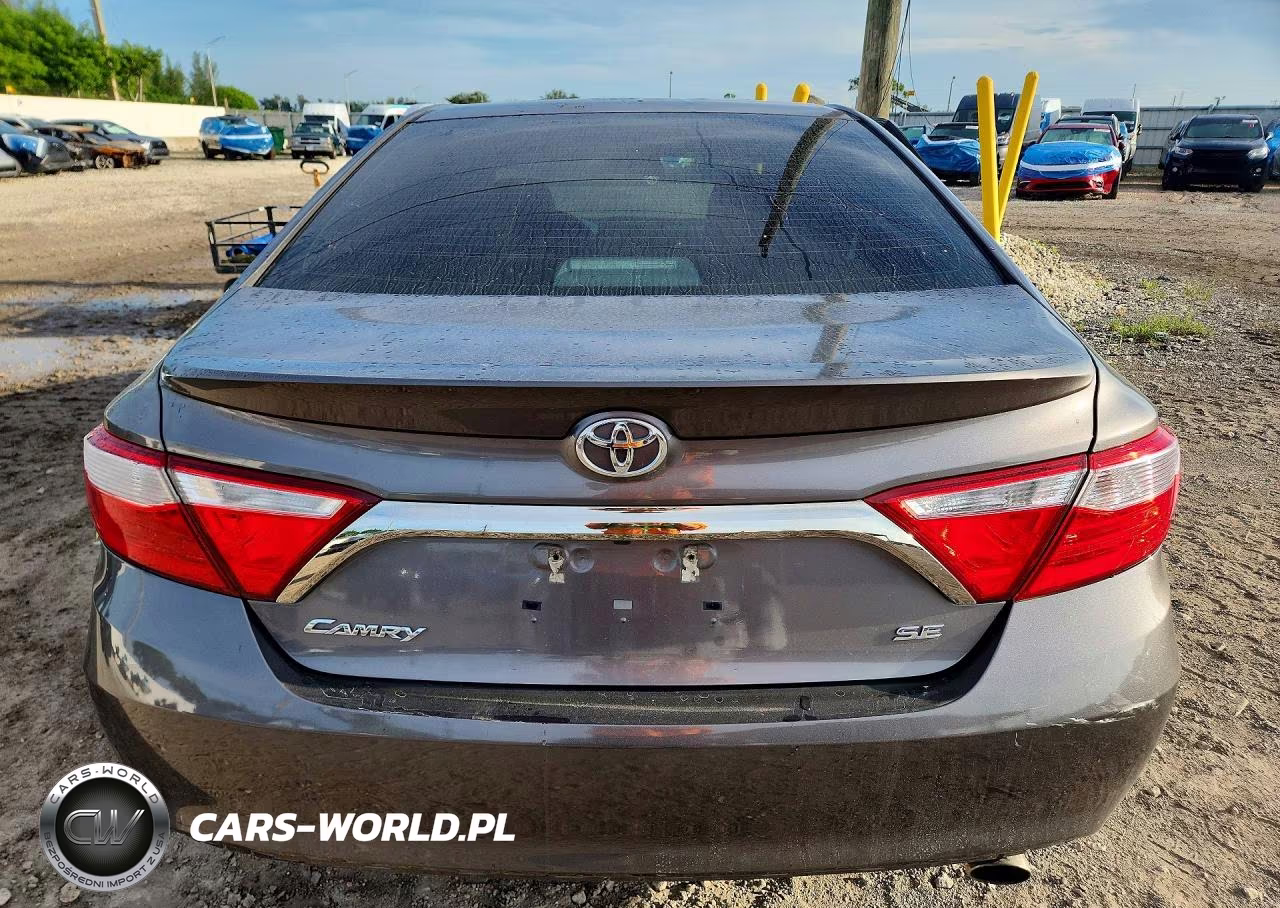 2017 Toyota Camry Se VIN:4T1BF1FK1HU712541 - 6