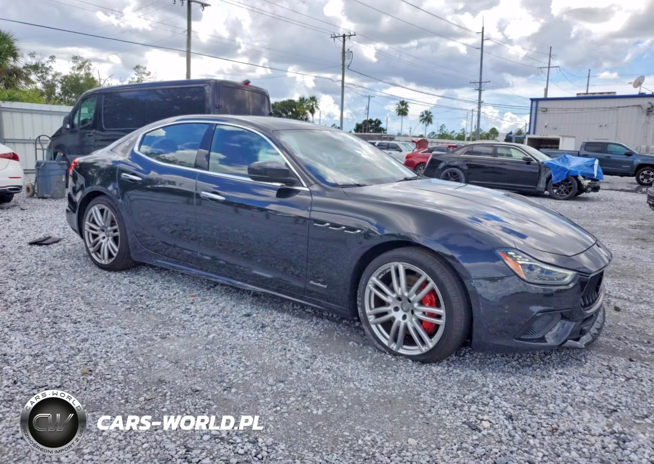 2018 Maserati Ghibli S VIN:ZAM57YSS0J1268732 - 4