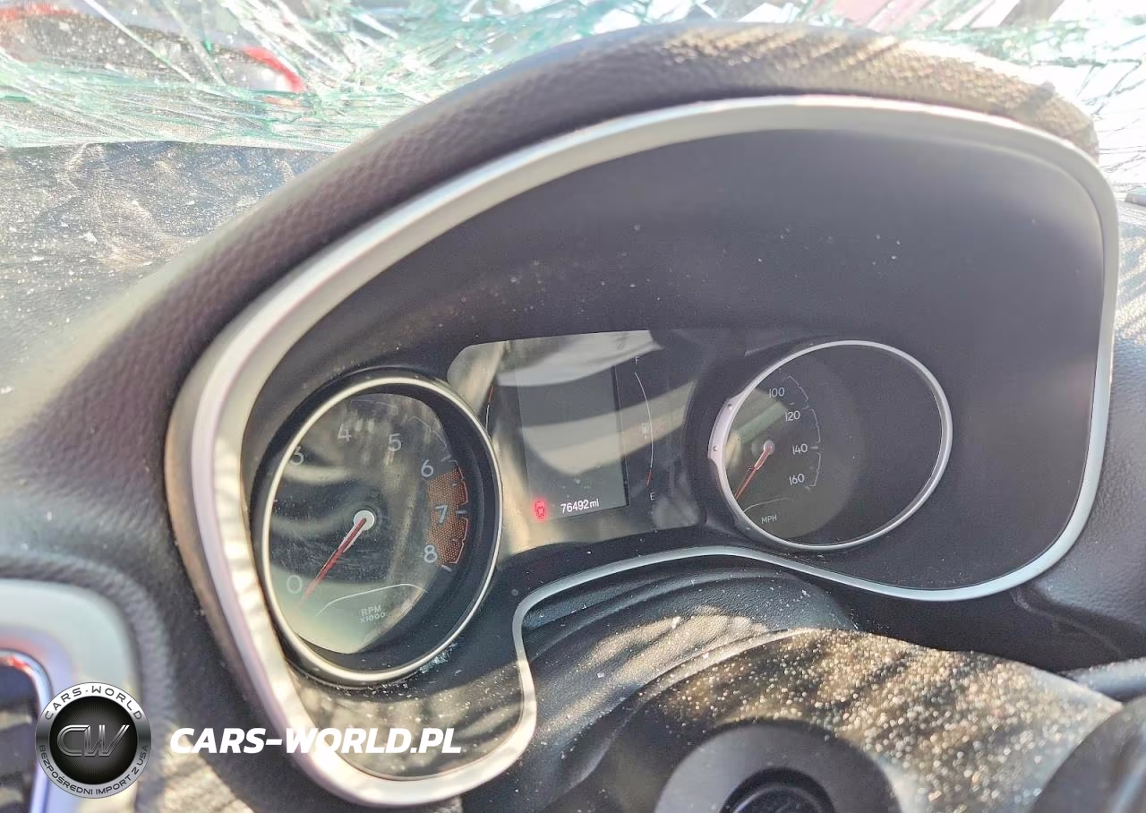 2019 Jeep Compass Latitude VIN:3C4NJCBB0KT706572 - 9