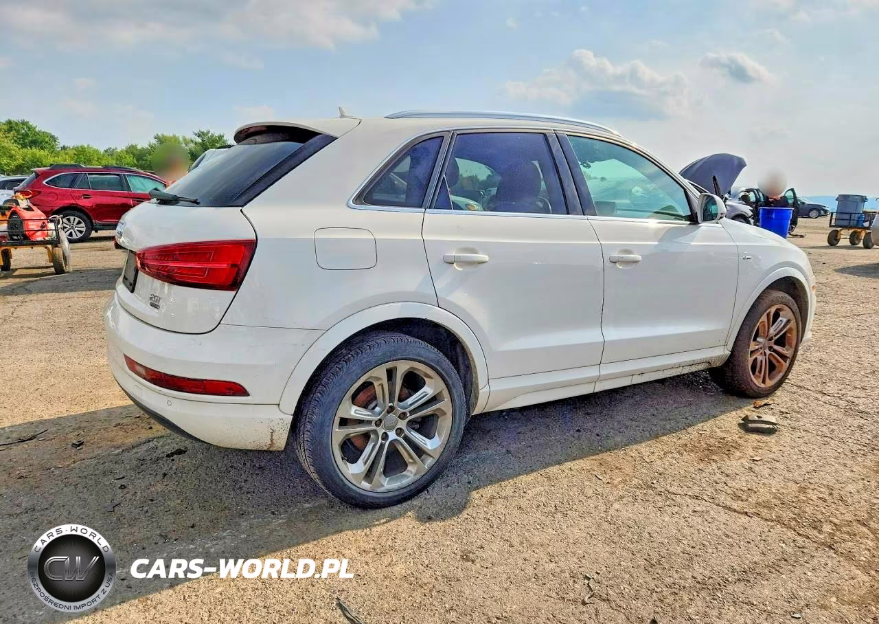 2018 Audi Q3 Premium Plus VIN:WA1JCCFS3JR030767 - 3