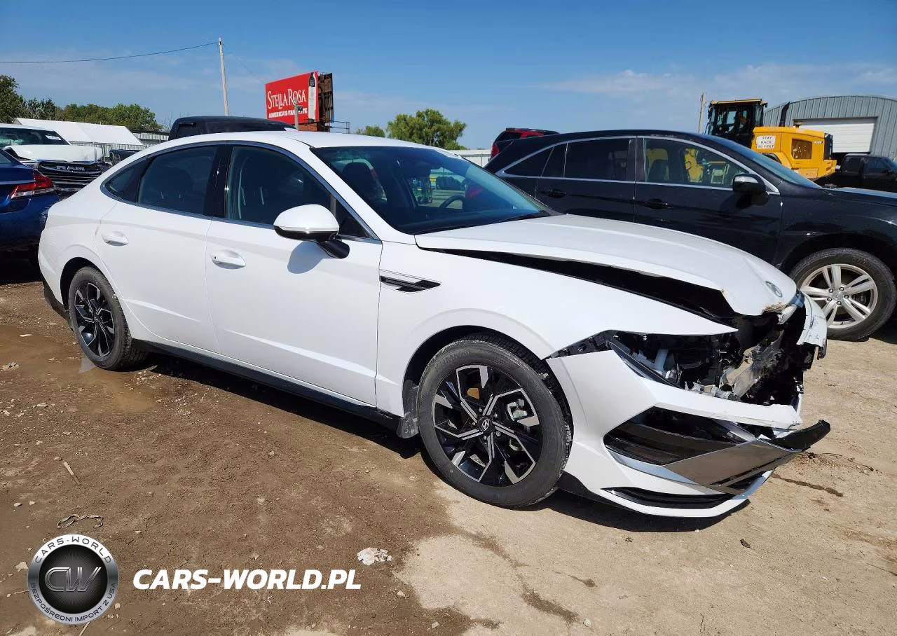 2025 Hyundai Sonata Sel VIN:KMHL64JA4SA490235 - 4