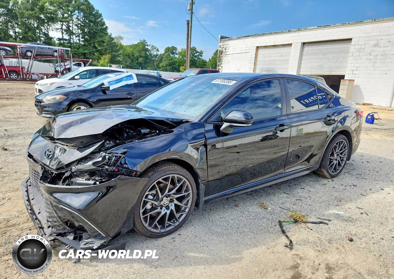 2025 Toyota Camry Se – zdjęcie 1 z 13