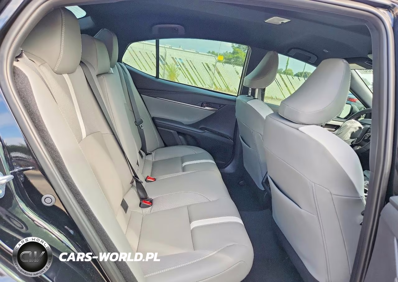 2025 Toyota Camry Se VIN:4T1DBADK9SU531105 - 10