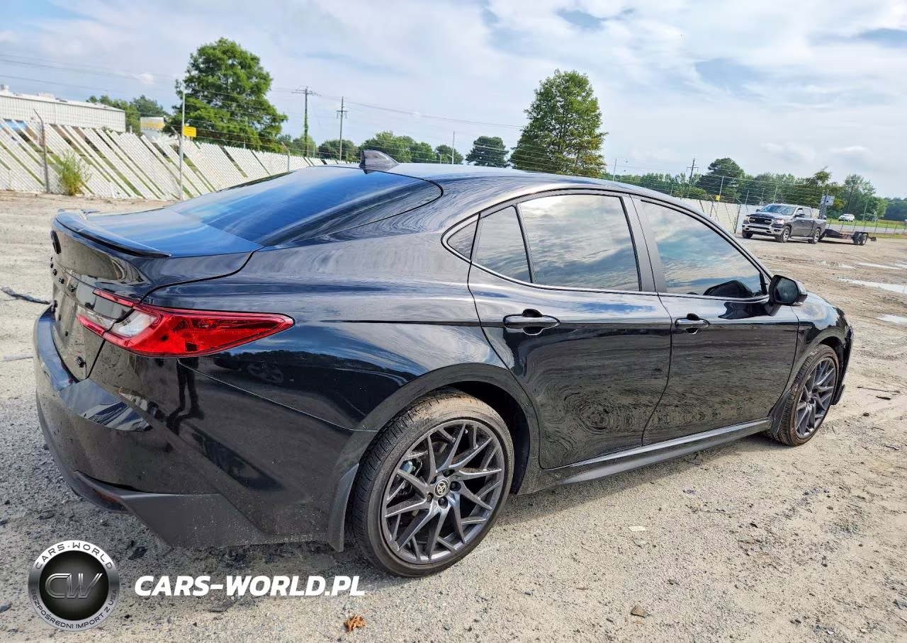 2025 Toyota Camry Se VIN:4T1DBADK9SU531105 - 3