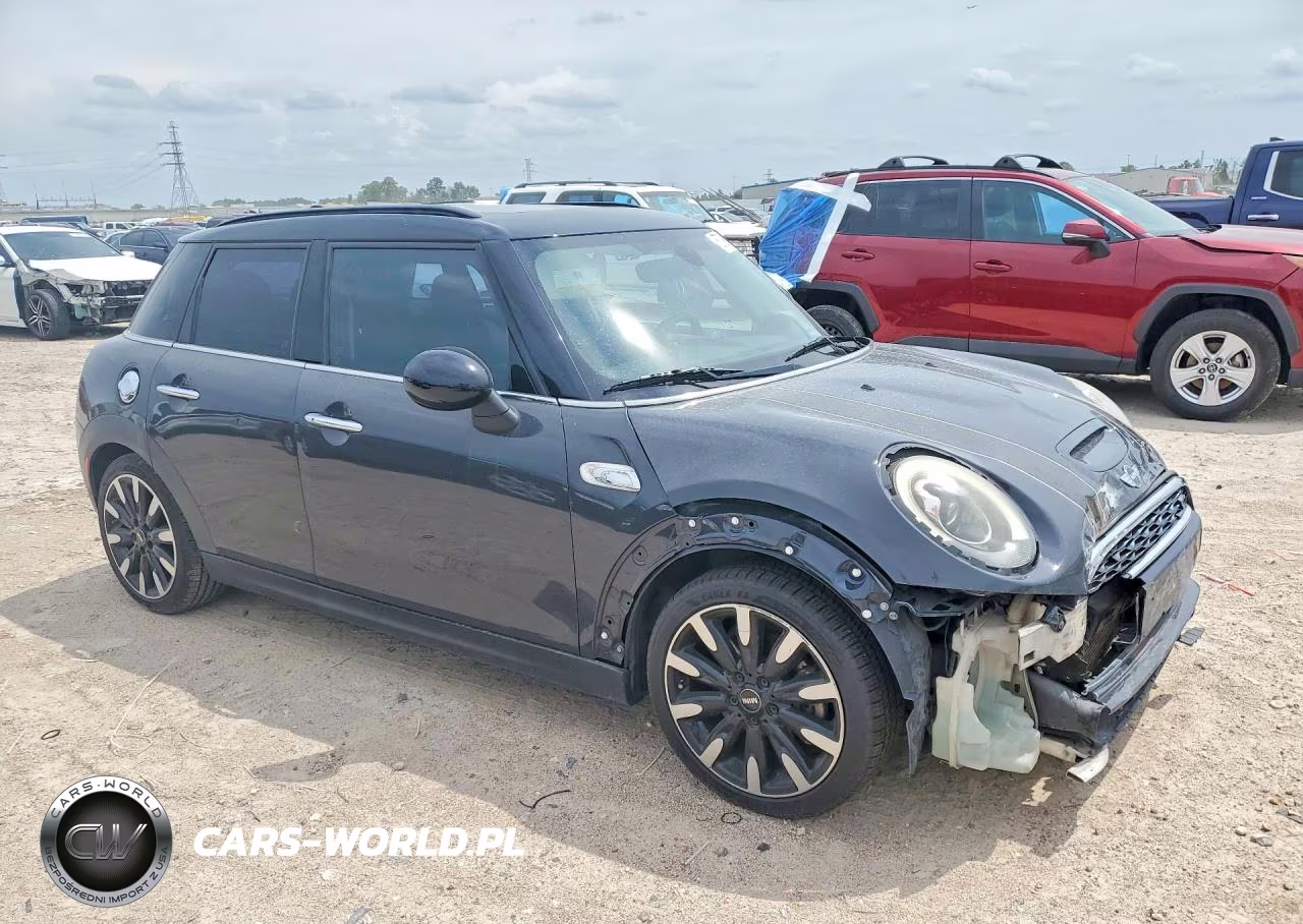 2018 Mini Cooper S VIN:WMWXU3C53J2F49984 - 4