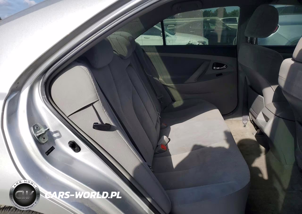 2009 Toyota Camry Le VIN:4T1BE46K79U398500 - 10