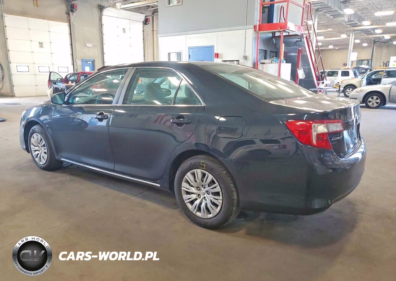 2013 Toyota Camry Le VIN:4T4BF1FK3DR306051 - 2