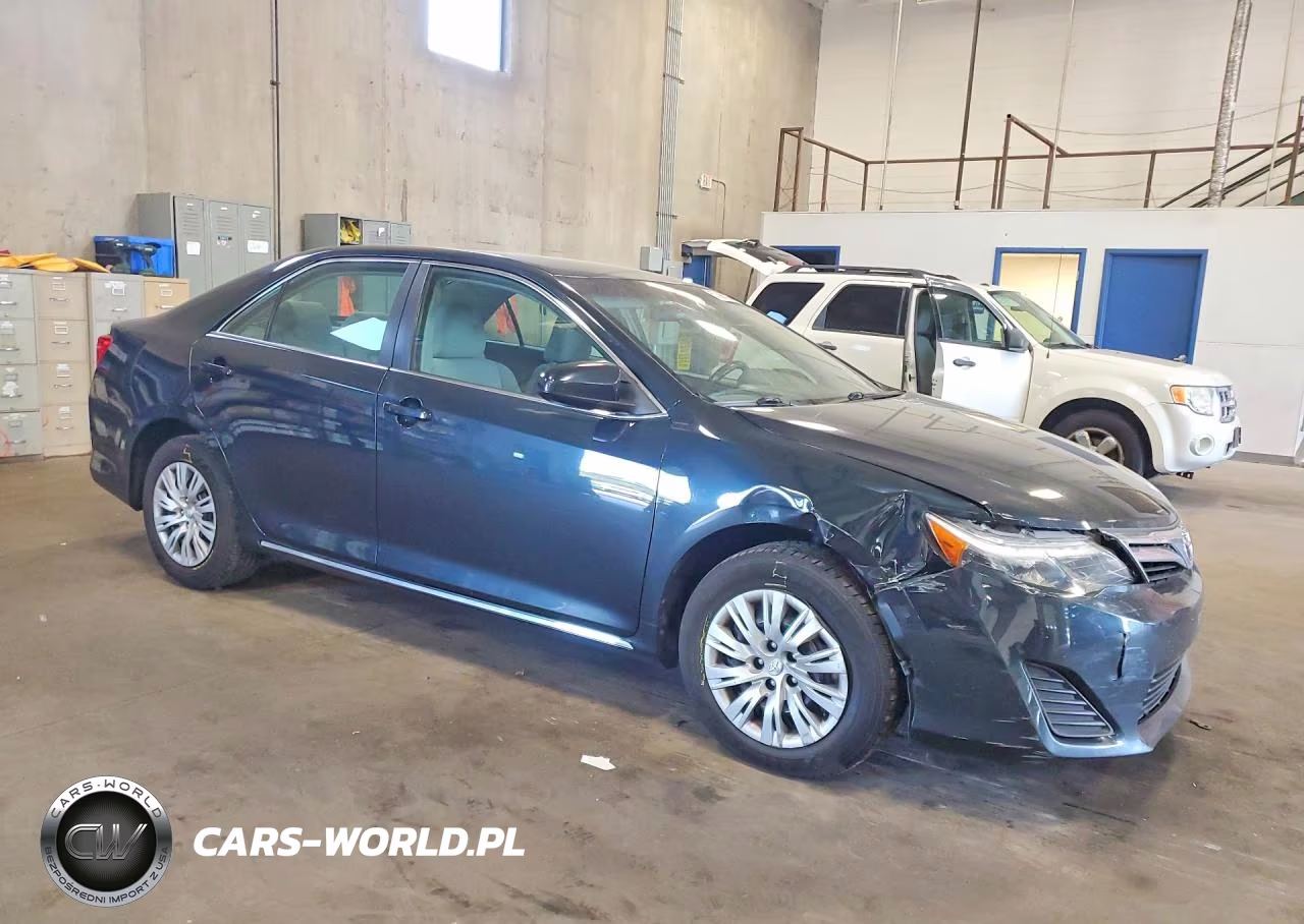 2013 Toyota Camry Le VIN:4T4BF1FK3DR306051 - 4