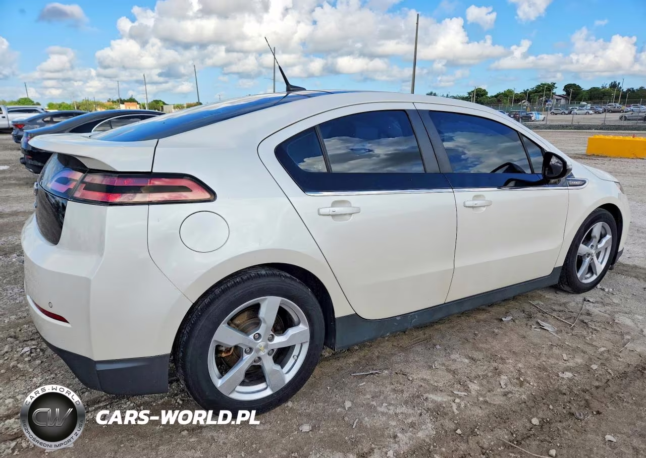 2012 Chevrolet Volt VIN:1G1RD6E46CU117999 - 3