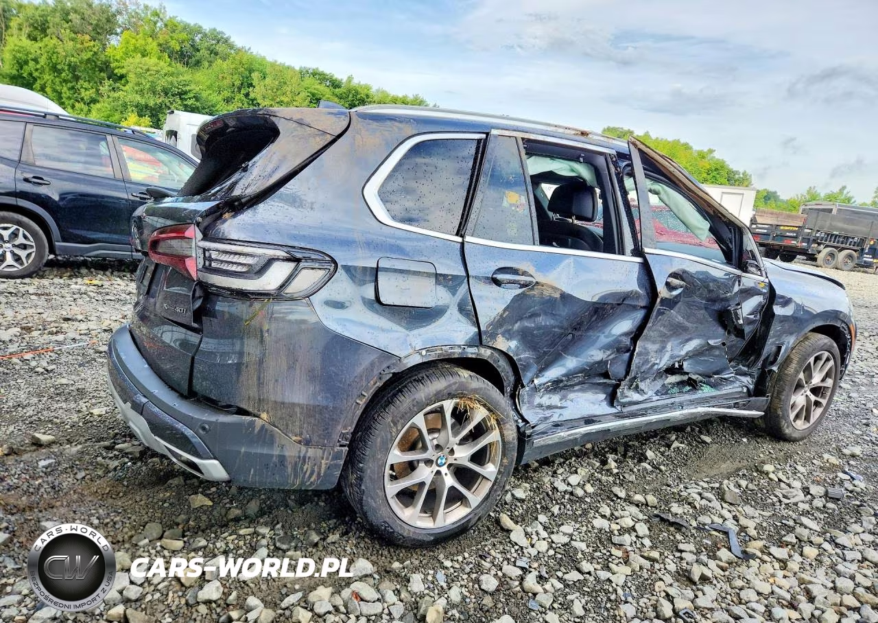 2022 BMW X5 xDrive40I VIN:5UXCR6C09N9L52965 - 3