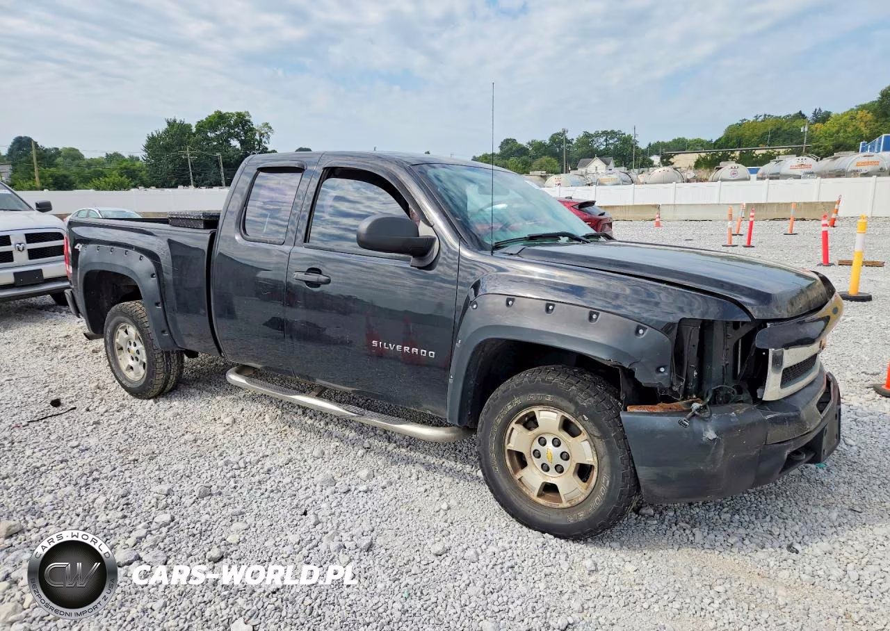 2013 Chevrolet Silverado K1500 VIN:1GCRKPEA0DZ105649 - 4