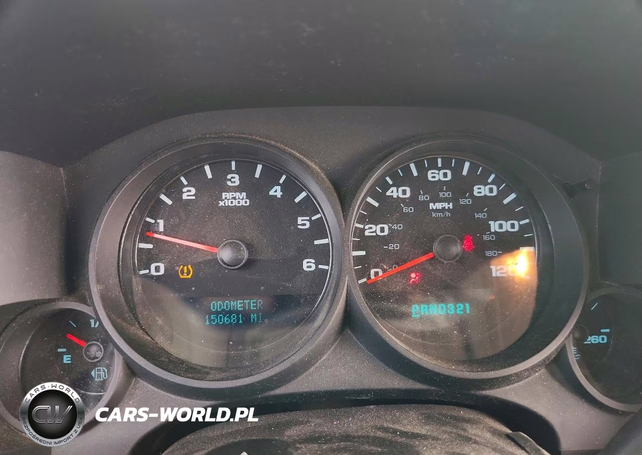 2013 Chevrolet Silverado K1500 VIN:1GCRKPEA0DZ105649 - 9