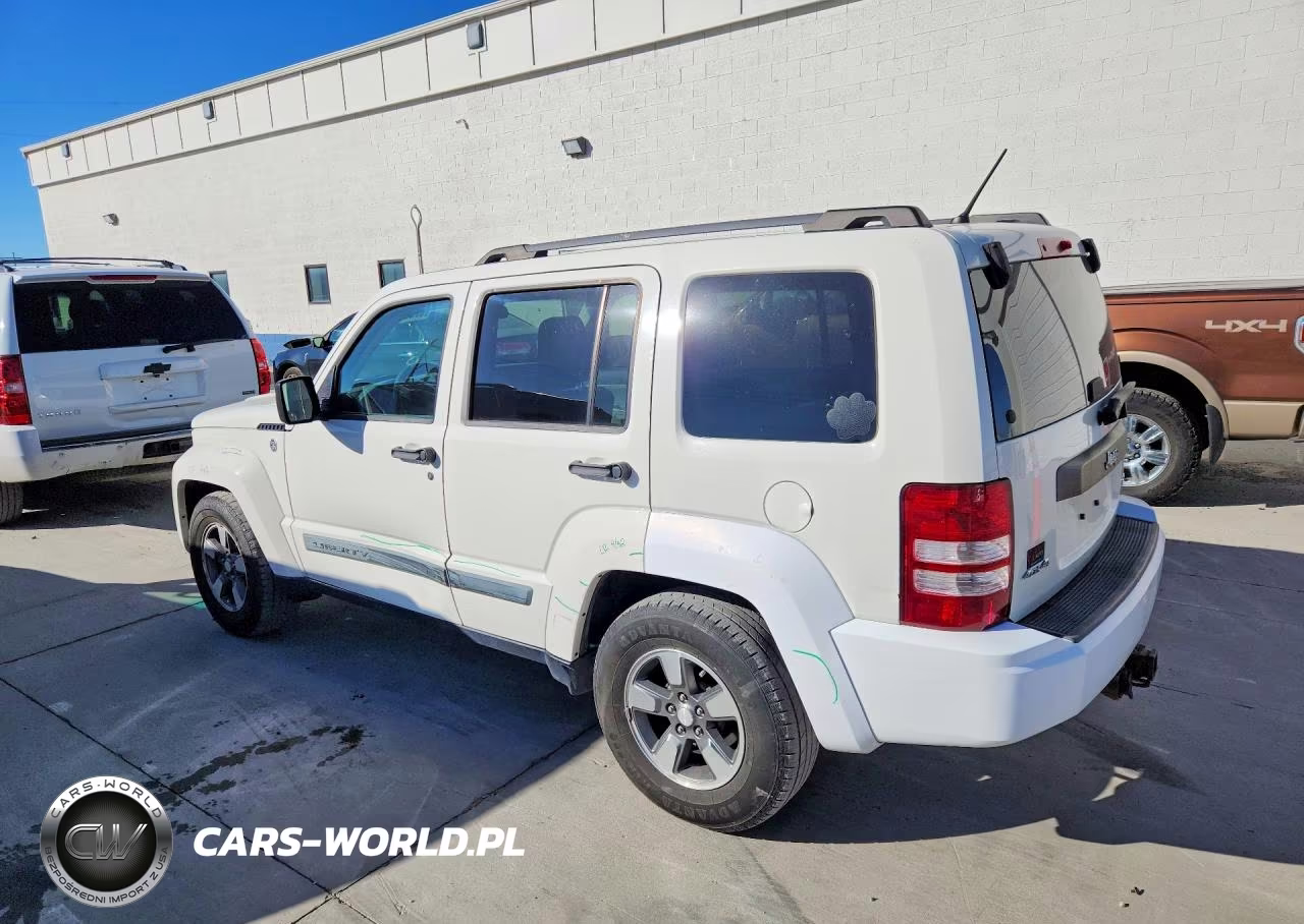 2008 Jeep Liberty Sport VIN:1J8GN28K18W171438 - 2