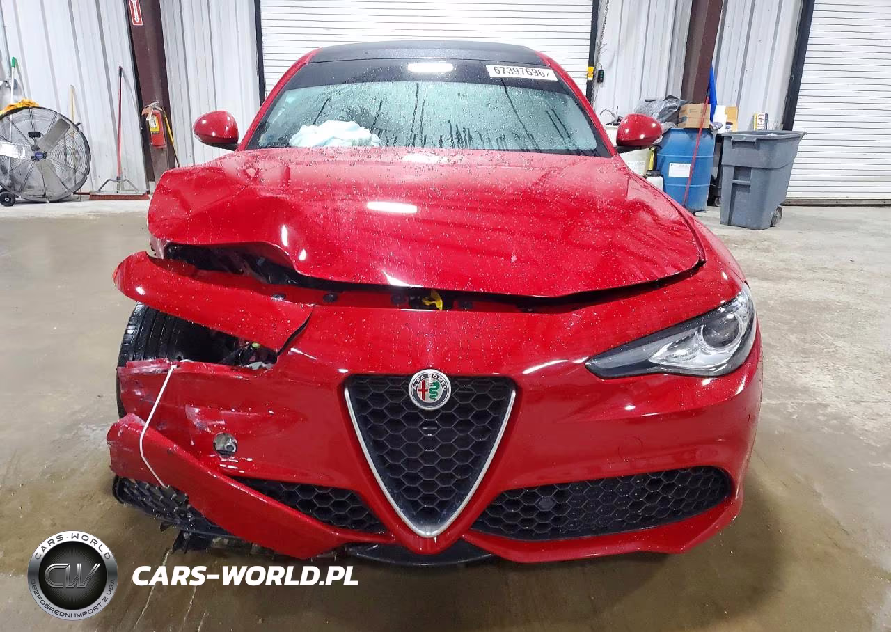 2020 Alfa Romeo Giulia VIN:ZARFANAN9L7637842 - 5