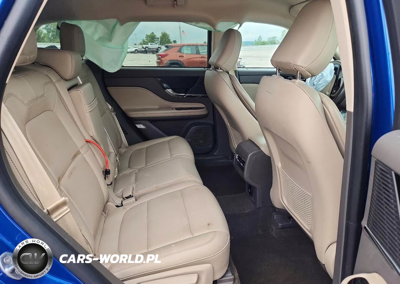 2021 Lincoln Corsair VIN:5LMCJ1D96MUL12162 - 10