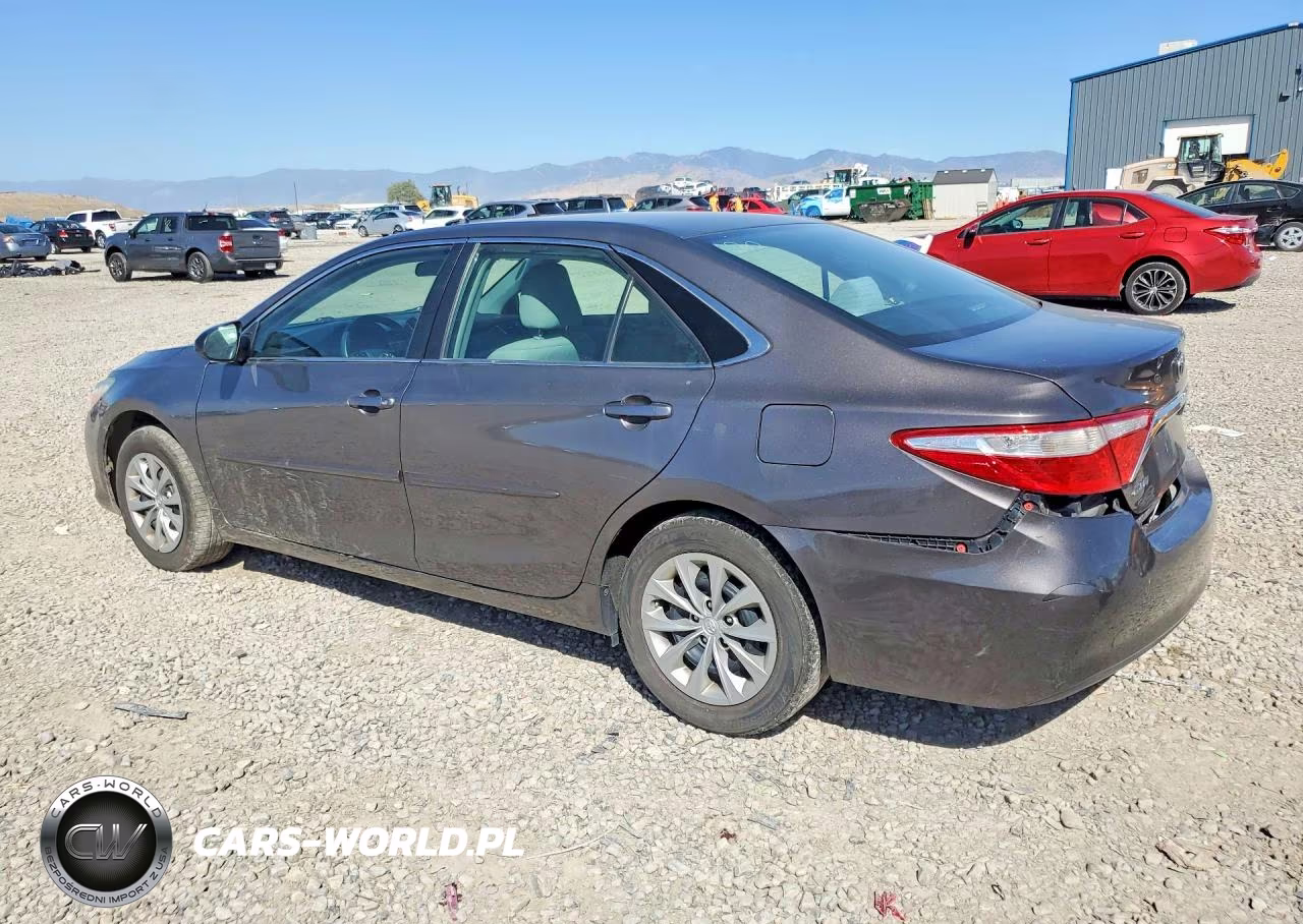 2017 Toyota Camry Le VIN:4T1BF1FKXHU318875 - 2