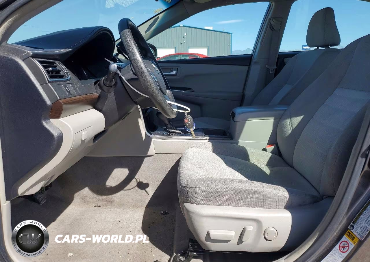 2017 Toyota Camry Le VIN:4T1BF1FKXHU318875 - 7