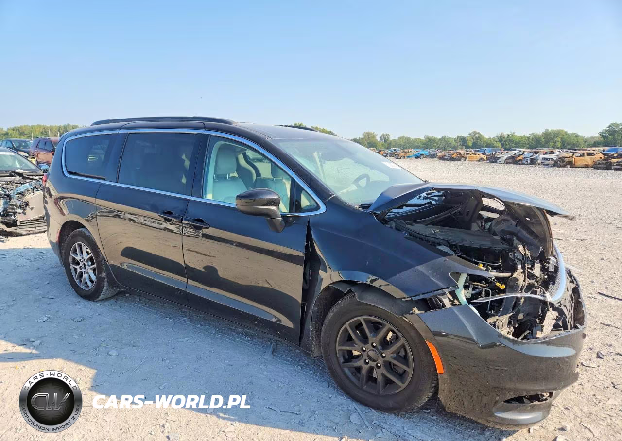 2021 Chrysler Voyager Lxi VIN:2C4RC1DG7MR511762 - 4