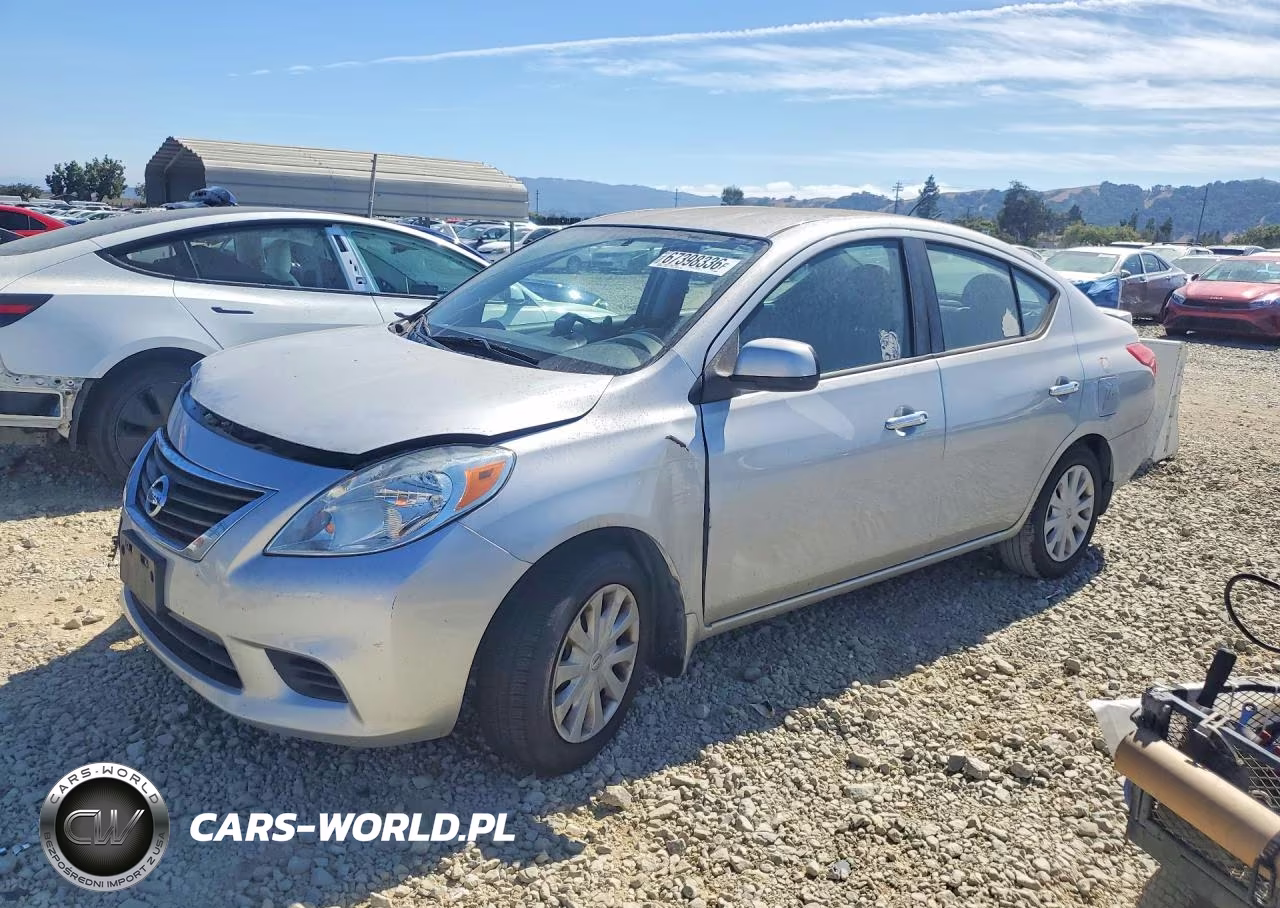 2014 Nissan Versa 1.6 Sv
