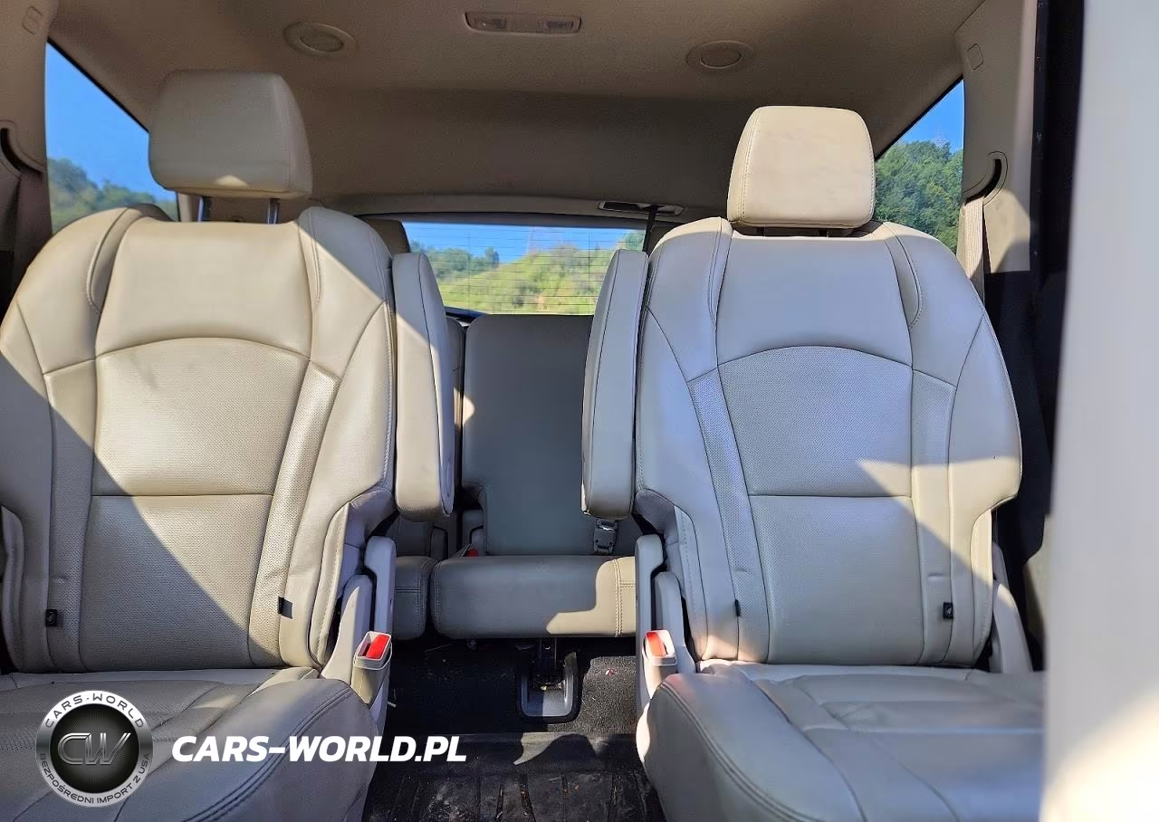 2019 Buick Enclave Premium VIN:5GAEVBKW9KJ229957 - 10