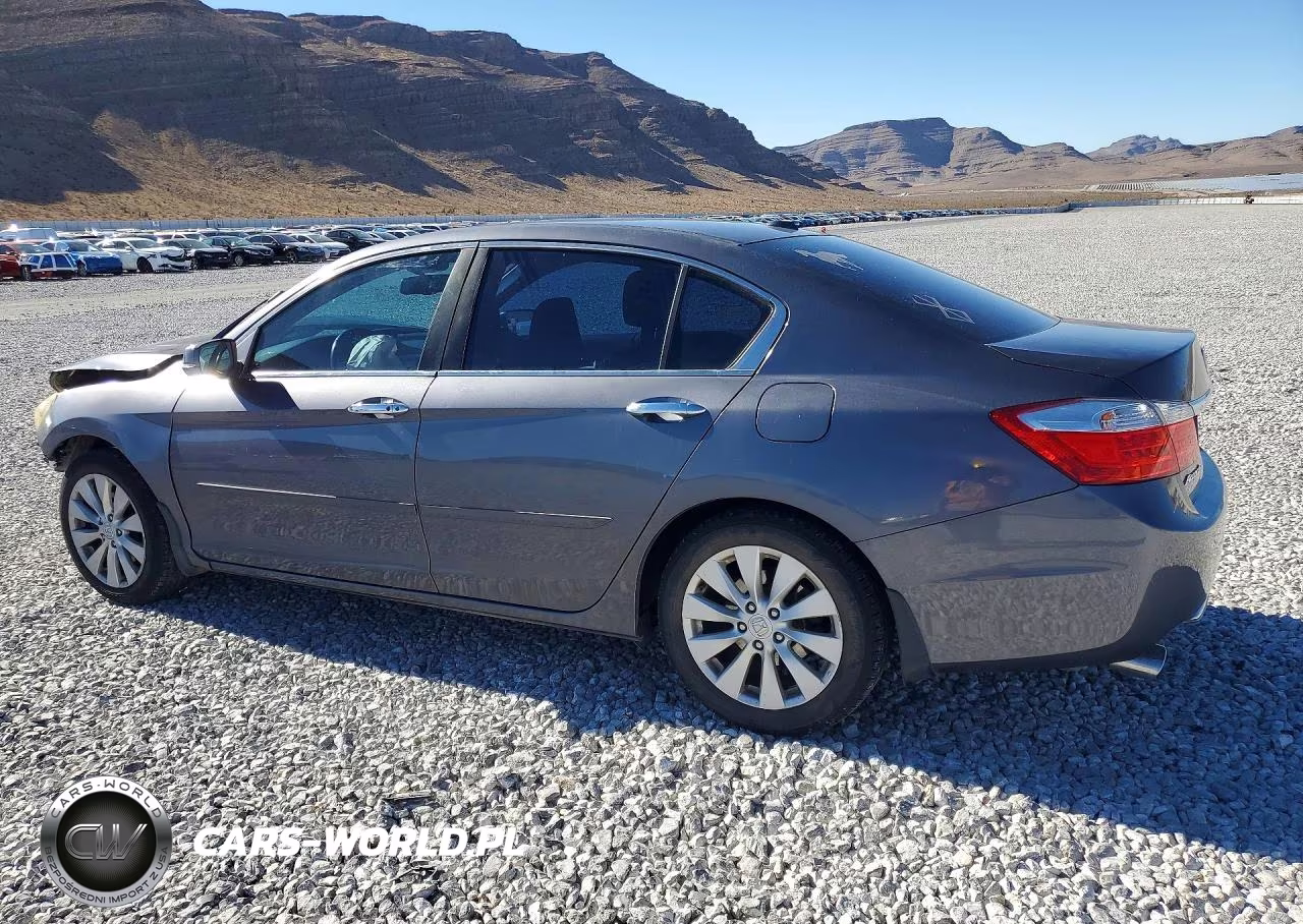2015 Honda Accord Touring VIN:1HGCR3F91FA012866 - 2