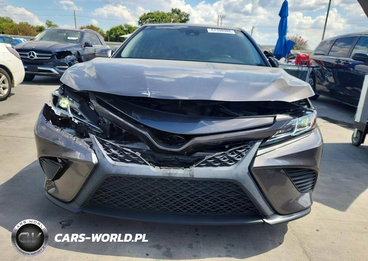 2018 Toyota Camry Se VIN:4T1B11HK1JU661155 - 5
