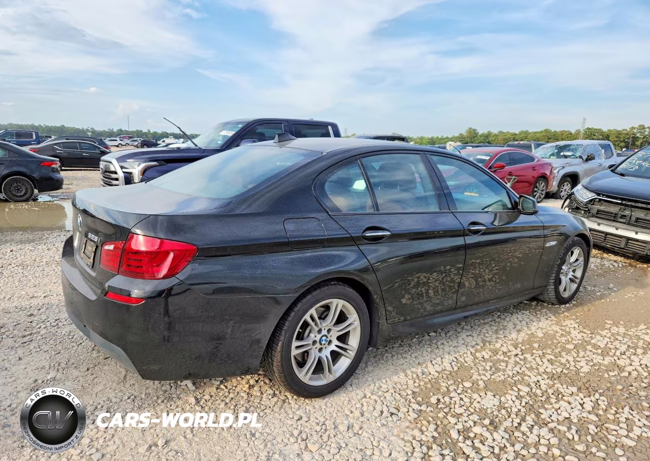 2013 BMW 528 I VIN:WBAXG5C54DDY31320 - 3