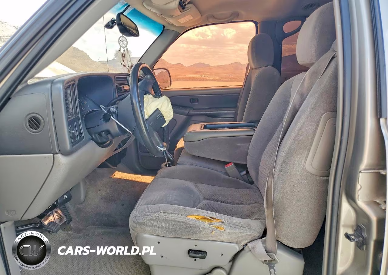 2003 Chevrolet Suburban C1500 VIN:3GNEC16T43G113848 - 7